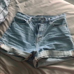 Mom high rise jean shorts NEW
